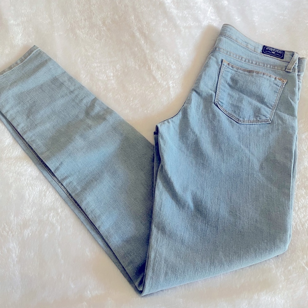 Just USA skinny jean size 13 (juniors) NWT